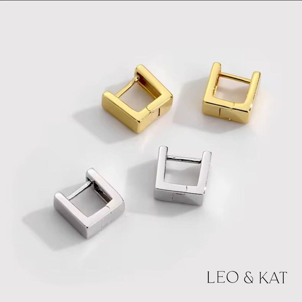 Chunky Square Huggie Earrings. 925 Sterling Silver. #1051